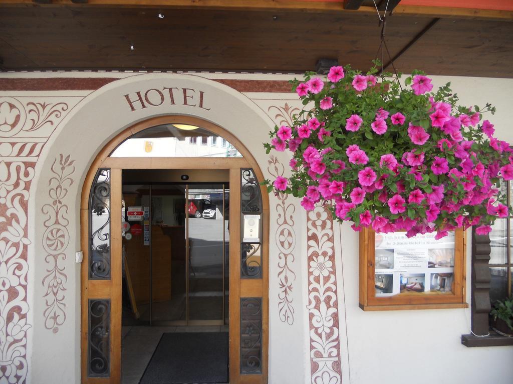 Cresta Hotel Клостерс Екстериор снимка