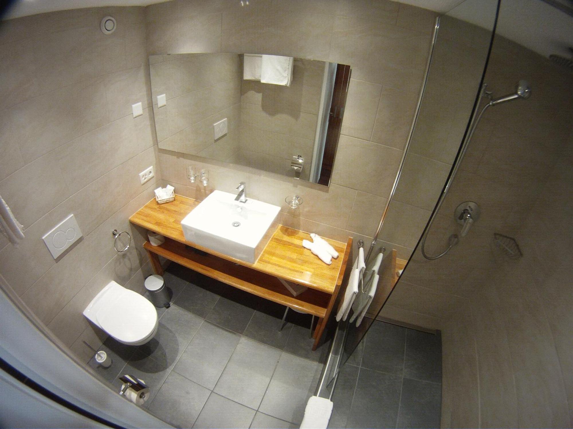 Cresta Hotel Клостерс Екстериор снимка